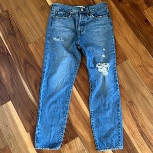 Levi’s Wedgie Distressed Jeans